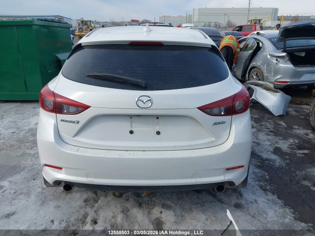 3MZBN1M39JM225825 Mazda Mazda3 Gt