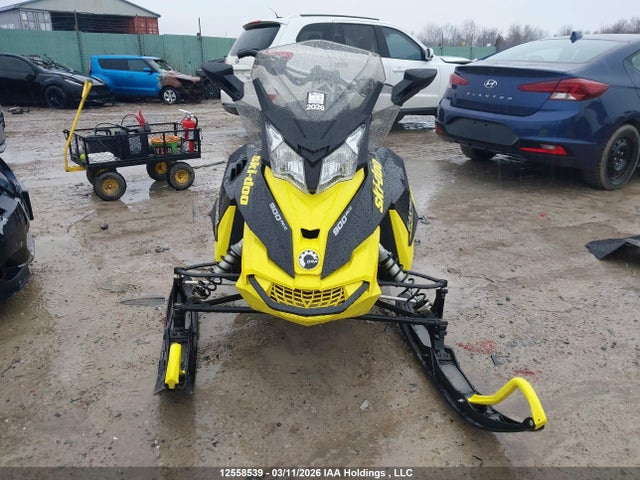 2BPSMAGAXGV000192 Skidoo Skidoo