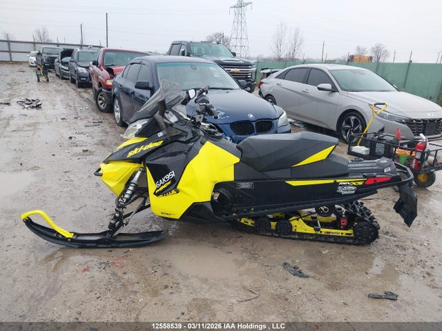 2BPSMAGAXGV000192 Skidoo Skidoo