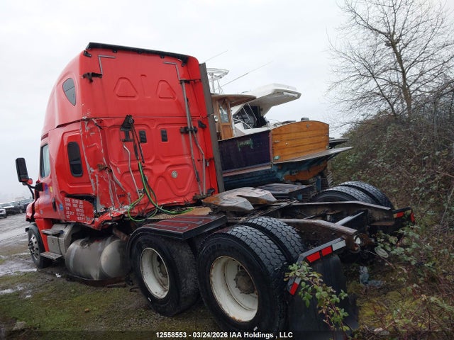 1FUJGLDV7HLHW1282 Freightliner Cascadia 125
