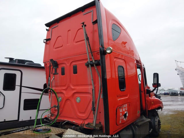 1FUJGLDV7HLHW1282 Freightliner Cascadia 125
