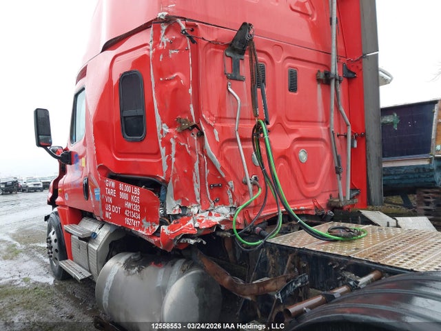 1FUJGLDV7HLHW1282 Freightliner Cascadia 125