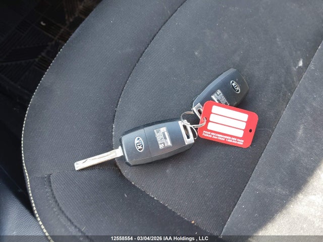 KNDJP3A51F7215849 KIA Soul Ex/ex+/ex+ Eco