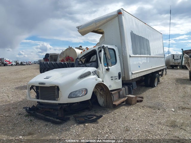 Freightliner M2 106 2016 1FVACXDU8GHGZ9673 Image 2