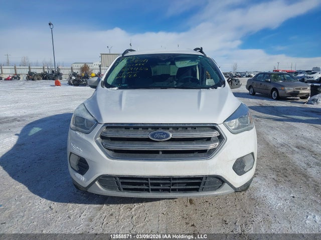 Продажа на аукционе авто 2017 Ford Escape Se, vin: 1FMCU9GD9HUB07465, номер лота: 12558571