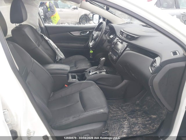 JN1BJ1BW2MW451627 Nissan Rogue Sport Sv