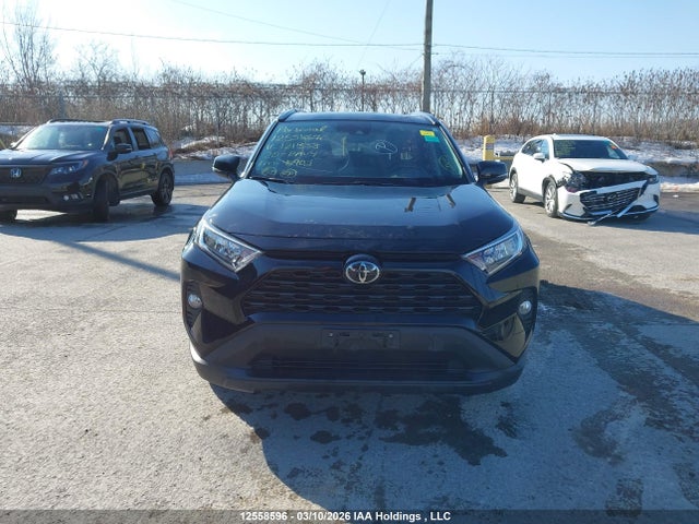 2020 Toyota Rav4 Xle/xle Premium მანქანა იყიდება აუქციონზე, vin: 2T3R1RFV8LC121338, აუქციონის ნომერი: 12558596