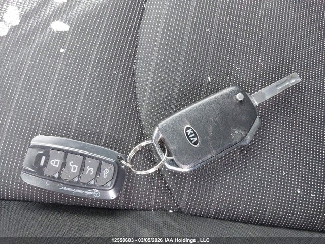 2021 Kia Forte Fe/lxs მანქანა იყიდება აუქციონზე, vin: 3KPF24AD8ME283337, აუქციონის ნომერი: 12558603