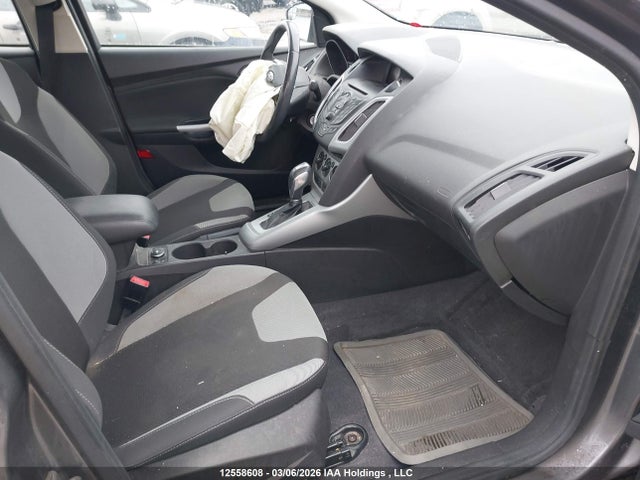 12558608 :رقم المزاد ، 1FAHP3F22CL137345 vin ، 2012 Ford Focus مزاد بيع