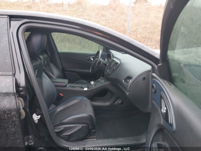 Auction sale of the 2015 Chrysler 200 S, vin: 1C3CCCBG1FN694049, lot number: 12558613