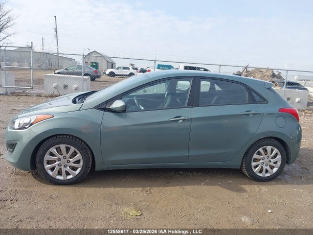 12558617 :رقم المزاد ، KMHD25LE0DU155982 vin ، 2013 Hyundai Elantra مزاد بيع
