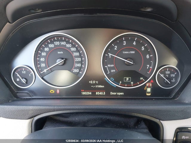 2016 Bmw 340 Xi მანქანა იყიდება აუქციონზე, vin: WBA8B7C54GK703075, აუქციონის ნომერი: 12558634
