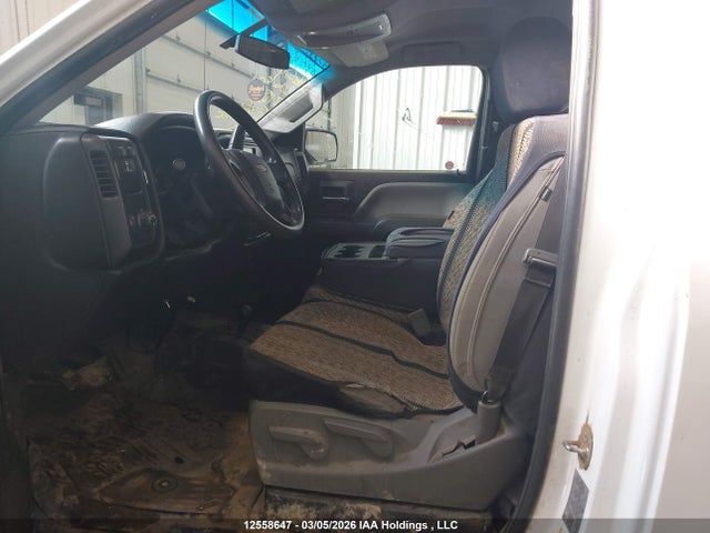 1GCNKNEC8JZ360579 Chevrolet Silverado K1500/k1500 Ls