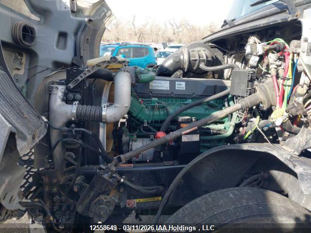 4V4NC9EH9KN906335 Volvo Volvo