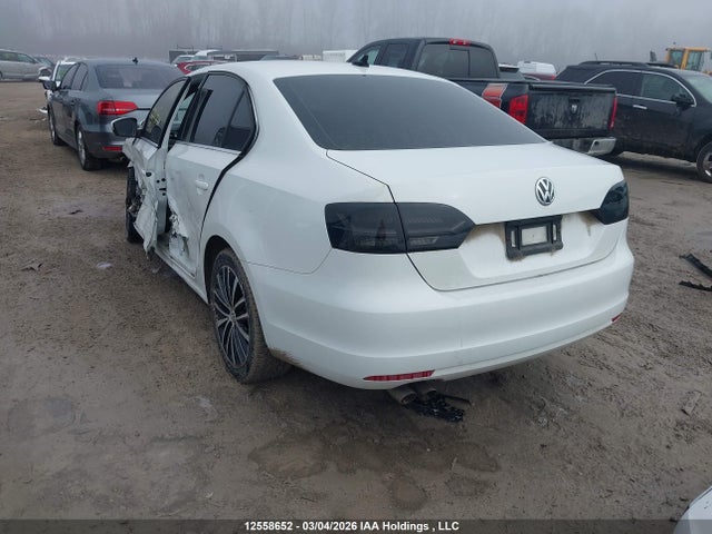 12558652 :رقم المزاد ، 3VWL07AJ0EM436457 vin ، 2014 Volkswagen Jetta 1.8 Tsi Highline مزاد بيع