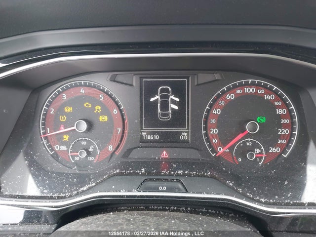 3VWEB7BUXLM017377 Volkswagen Jetta Highline