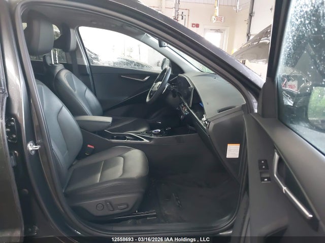 12558693 :رقم المزاد ، KNDCT3L10R5100108 vin ، 2024 Kia Niro Ev Wave/wave W/snow White Pearl   Grey Exterior مزاد بيع
