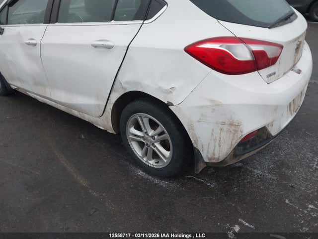12558717 :رقم المزاد ، 3G1BE6SM1JS588586 vin ، 2018 Chevrolet Cruze Lt مزاد بيع