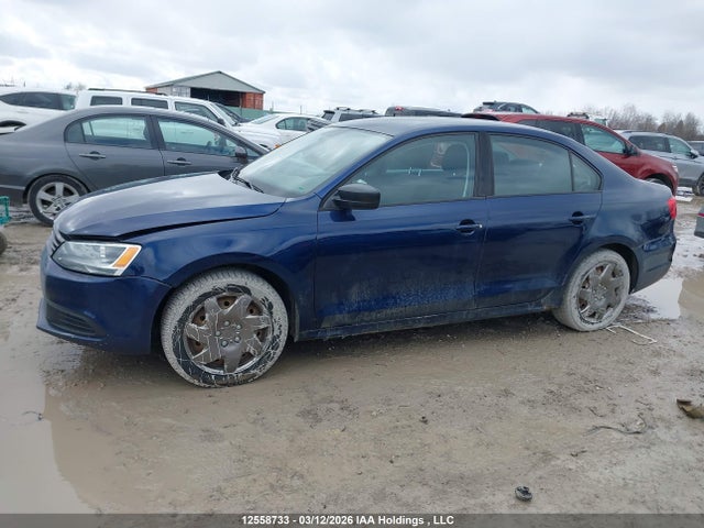 Продажа на аукционе авто 2011 Volkswagen Jetta 2.0l Trendline/2.0l Trendline+, vin: 3VW2K7AJ1BM108904, номер лота: 12558733