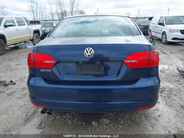 Продажа на аукционе авто 2011 Volkswagen Jetta 2.0l Trendline/2.0l Trendline+, vin: 3VW2K7AJ1BM108904, номер лота: 12558733