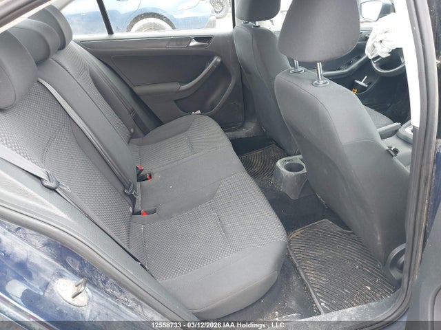 Продажа на аукционе авто 2011 Volkswagen Jetta 2.0l Trendline/2.0l Trendline+, vin: 3VW2K7AJ1BM108904, номер лота: 12558733