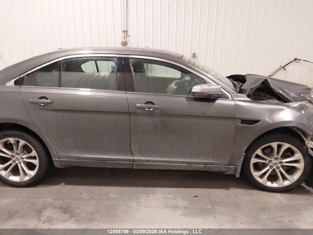 1FAHP2J8XGG100208 Ford Taurus Limited