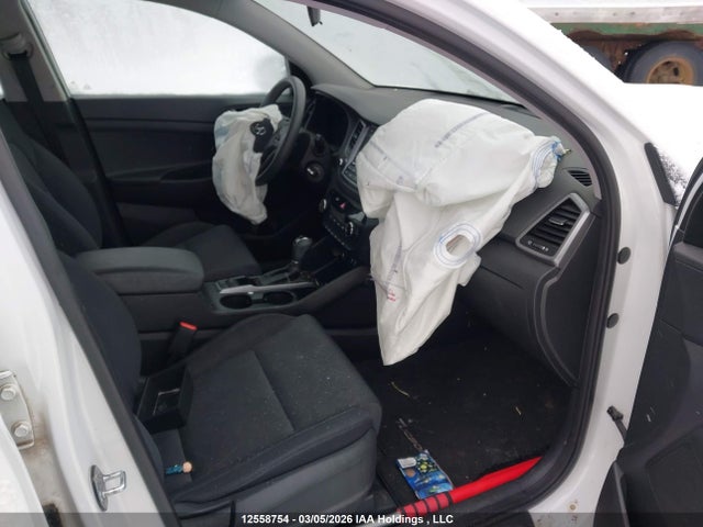 12558754 :رقم المزاد ، KM8J2CA42JU761975 vin ، 2018 Hyundai Tucson Base 2.0l مزاد بيع