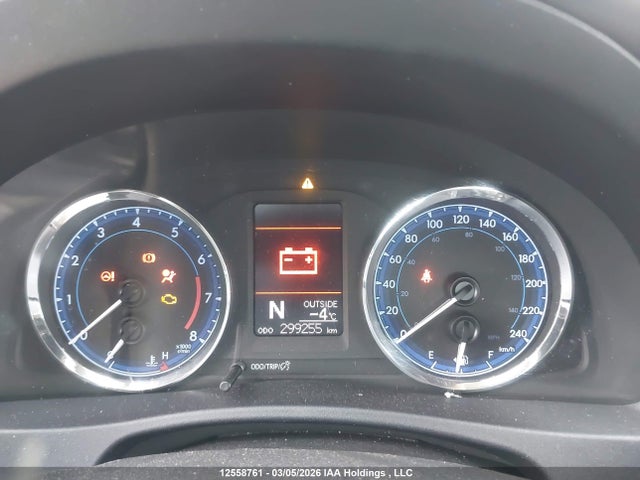 2T1BURHE8HC834410 Toyota COROLLA LE