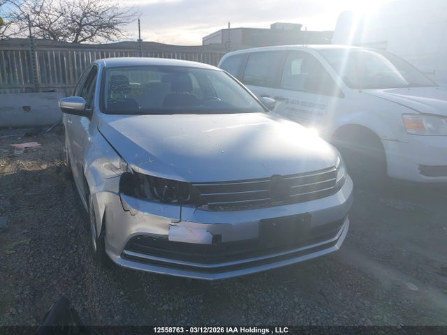 2015 Volkswagen Jetta S მანქანა იყიდება აუქციონზე, vin: 3VW2K7AJ2FM422549, აუქციონის ნომერი: 12558763