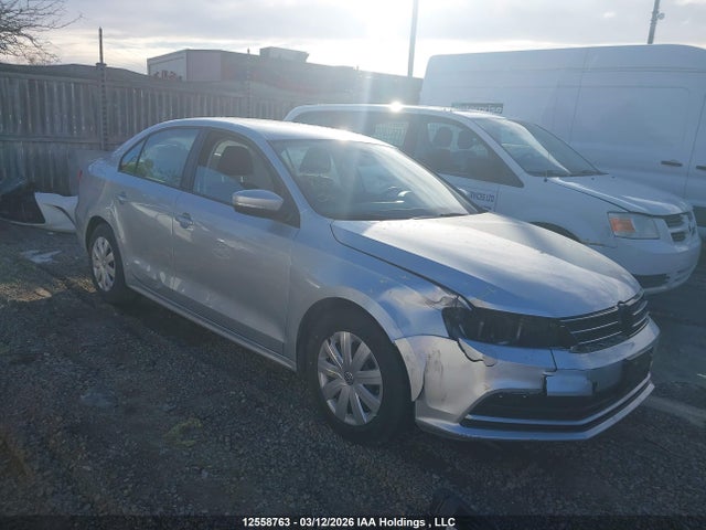 2015 Volkswagen Jetta S მანქანა იყიდება აუქციონზე, vin: 3VW2K7AJ2FM422549, აუქციონის ნომერი: 12558763