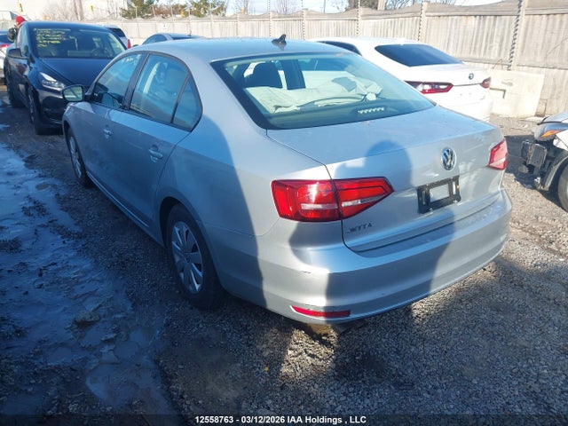 2015 Volkswagen Jetta S მანქანა იყიდება აუქციონზე, vin: 3VW2K7AJ2FM422549, აუქციონის ნომერი: 12558763