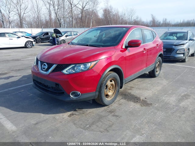 JN1BJ1CP3HW027256 Nissan QASHQAI