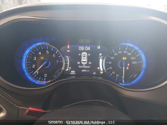 2025 Chrysler Pacifica Limited მანქანა იყიდება აუქციონზე, vin: 2C4RC1GG2SR570632, აუქციონის ნომერი: 12558793