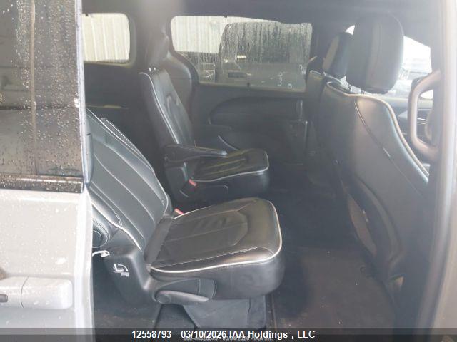 2025 Chrysler Pacifica Limited მანქანა იყიდება აუქციონზე, vin: 2C4RC1GG2SR570632, აუქციონის ნომერი: 12558793