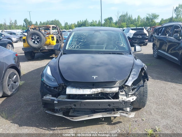2024 Tesla Model Y Long Range/rwd მანქანა იყიდება აუქციონზე, vin: 7SAYGDED3RF078372, აუქციონის ნომერი: 12558798