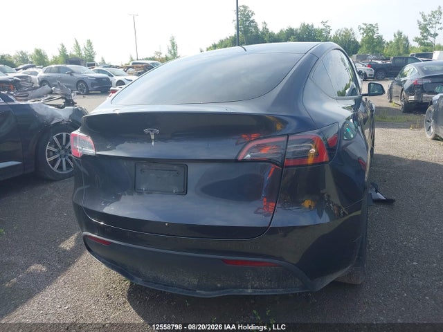 2024 Tesla Model Y Long Range/rwd მანქანა იყიდება აუქციონზე, vin: 7SAYGDED3RF078372, აუქციონის ნომერი: 12558798