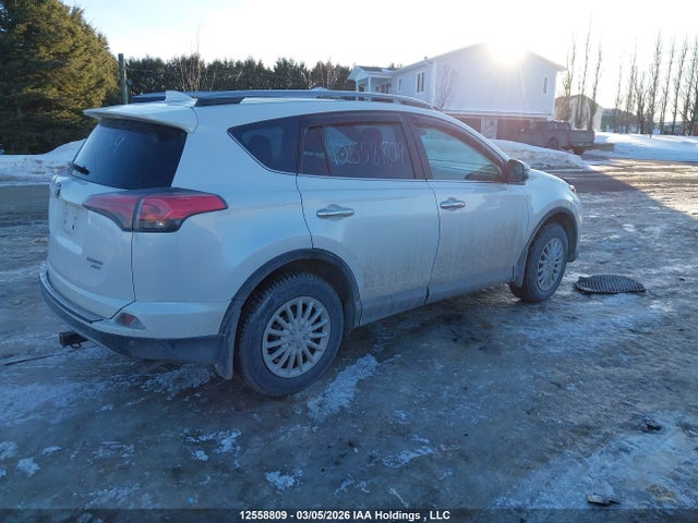 2017 Toyota Rav4 Limited მანქანა იყიდება აუქციონზე, vin: 2T3DFREV6HW628368, აუქციონის ნომერი: 12558809