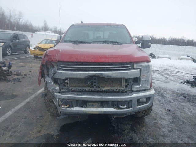 1FT8W3BT4KED97227 Ford F-350 Lariat