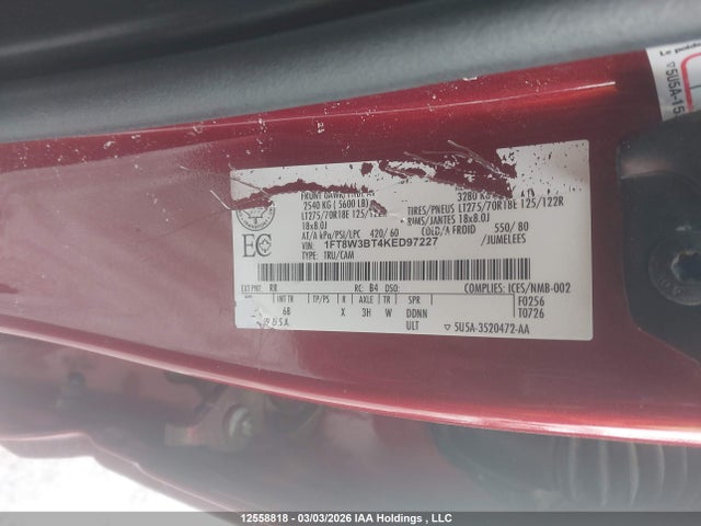 1FT8W3BT4KED97227 Ford F-350 Lariat