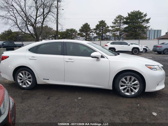 JTHBW1GG5F2091570 Lexus Es 300h 300h