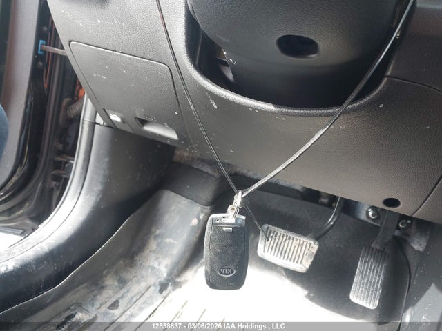 3KPA35AD8ME368983 KIA Rio Ex Premium