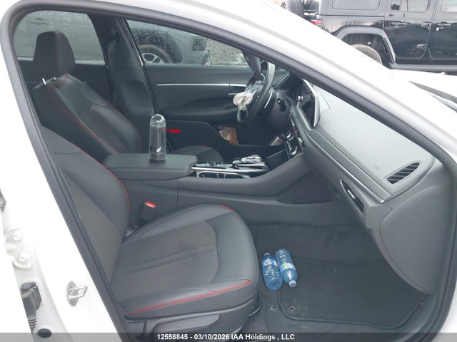 KMHL44J20PA335980 Hyundai Sonata