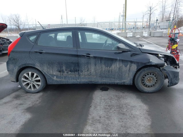 KMHCT5AE3HU331909 Hyundai ACCENT SE