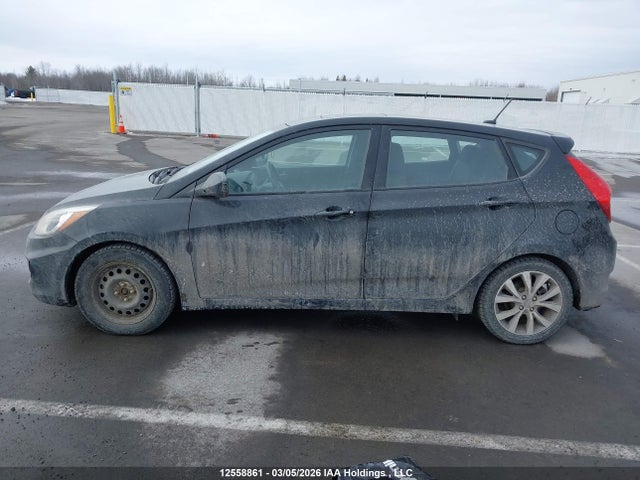 KMHCT5AE3HU331909 Hyundai ACCENT SE