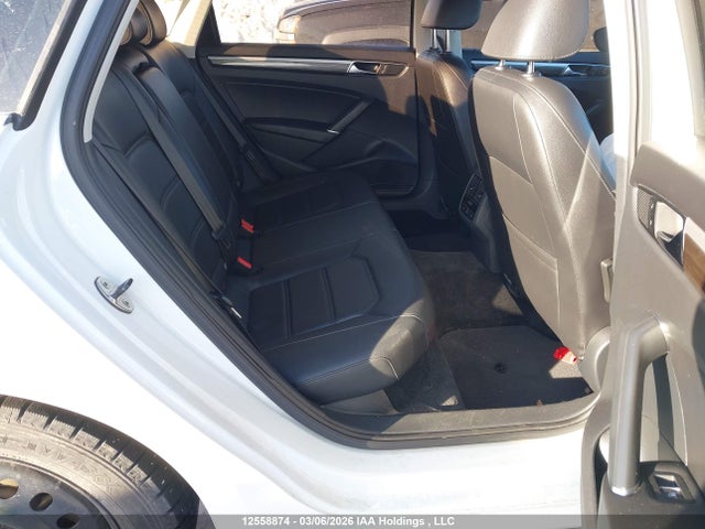 1VWBT7A39HC002970 Volkswagen PASSAT SE