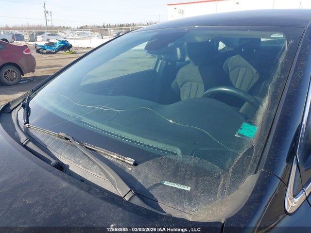 2015 Chrysler 200 Limited მანქანა იყიდება აუქციონზე, vin: 1C3CCCAG7FN525378, აუქციონის ნომერი: 12558885