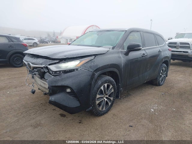 5TDGZRBH7MS523496 Toyota Highlander Xle