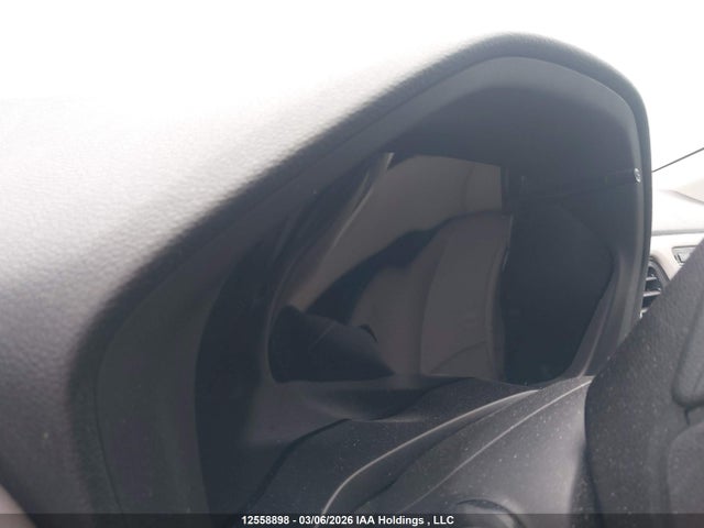 3CZRU6H30GM108942 Honda HR-V LX