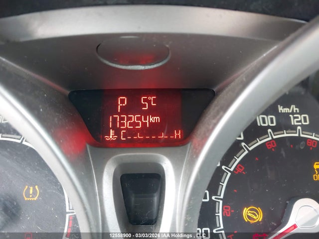2013 Ford Fiesta Se მანქანა იყიდება აუქციონზე, vin: 3FADP4EJ3DM113049, აუქციონის ნომერი: 12558900
