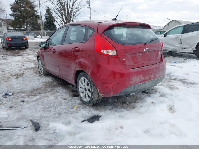 2013 Ford Fiesta Se მანქანა იყიდება აუქციონზე, vin: 3FADP4EJ3DM113049, აუქციონის ნომერი: 12558900